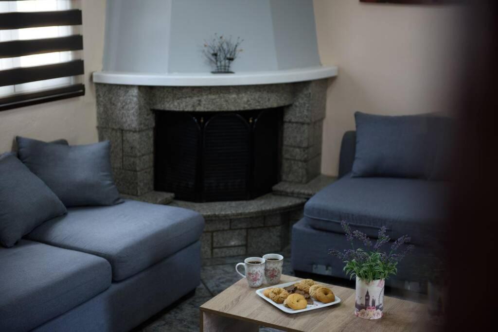 Seaview Cottage - Calmare Petrití Eksteriør billede